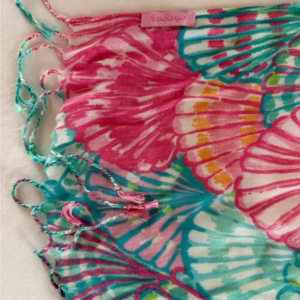 Lilly Pulitzer Shell Patterned Scarf - Picture 2 of 2